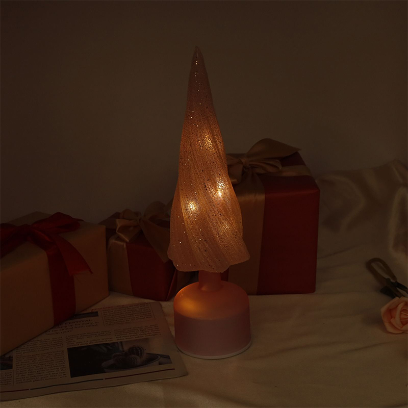 10×33 cm & 10×38 cm Størrelser Festligt drejeligt glasjuletræ med LED-lys